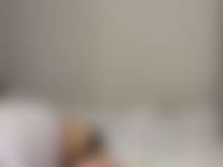 Live cam show with Thea - Toes on Camiplay Live