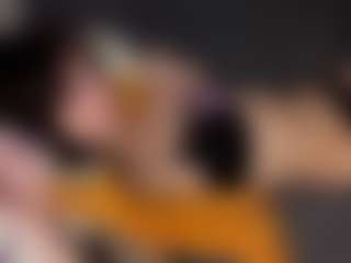 Live cam show with Thea - Toes on Camversity