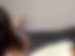 Live cam show with Thea - Belly on Camsoda