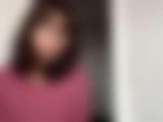 Live cam show with Thea - Mouth on madthumbs
