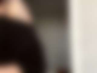 Live cam show with Thea - Toes on crypto-cams