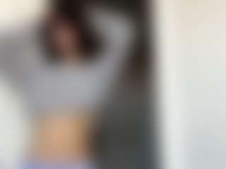 Live cam show with Thea - Gamer Brown Hair on Camsoda Late Night