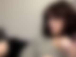 Live cam show with Thea - Lovely on SinfulBabes