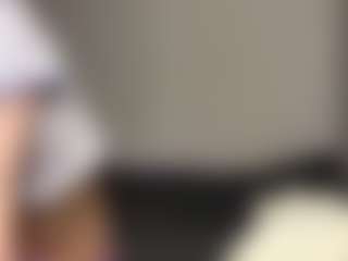 Live cam show with Thea - Sexydance on chickslive.net