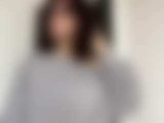 Live cam show with Thea - Gamer Brown Hair on fuck-show.com