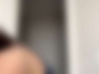 Live cam show with Thea - Lovely on TeamSkeetLive