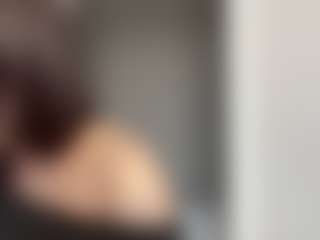 Live cam show with Thea - Belly on xxxlivecams.org