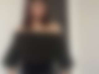 Thea's Live Sex Cam Show