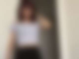 Live cam show with Thea - Toes on parknlotfishbdy