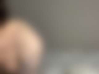Spettacolo in cam dal vivo con Thea - Gamer Brown Hair su Camsoda
