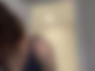 Live cam show with Thea - Gamer Brown Hair on Camsoda