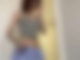 Live cam show with Thea - Gamer Brown Hair on anonymated.com