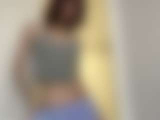 Live cam show with Thea - Gamer on Soda Cam