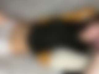Live cam show with Thea - Glasses on Camsoda
