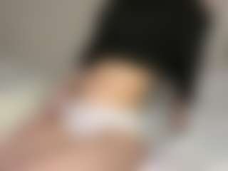 Live cam show with Thea - Belly on xfollow cams