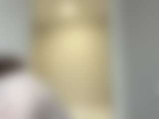 Live cam show with Thea - Gamer Brown Hair on Cam Slut