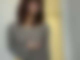 Live cam show with Thea - Mouth on Camsoda