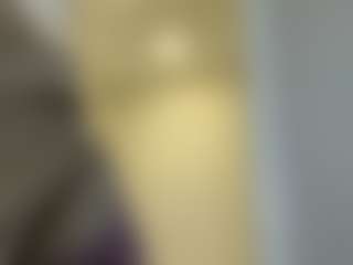 Live cam show with Thea - Gamer Brown Hair on Sweet Sext