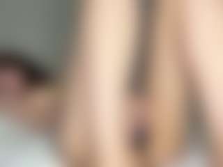 Live cam show with Thea - Belly on Camsoda