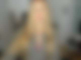 Live cam show with delightCoralie - Domination on Mixed Magazine Live