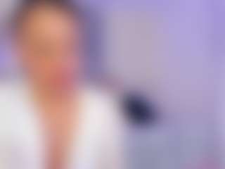 Live cam show with BlondeHotMilf Liana - Green Eyes on Fling VIP Chat