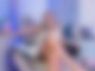 BlondeHotMilf Liiana's Live Sex Cam Show