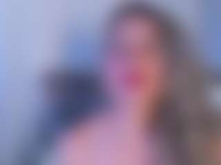Live cam show with BlondeHotMilf Liiana - Green Eyes on Soda Cam