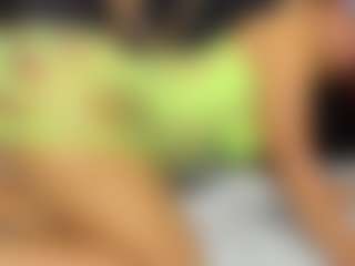 sara-tompsonn's Live Sex Cam Show