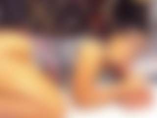 sara-tompsonn's Live Sex Cam Show