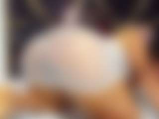 Live cam show with sara-tompsonn - BBW on Camsoda