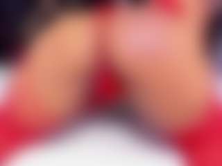 sara-tompsonn's Live Sex Cam Show