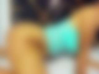 Live cam show with sara-tompsonn - Dirty Talk on SpankPalCams