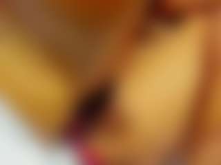Live cam show with sara-tompsonn - Latina Toys on Camsoda | colombia