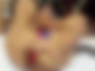 sara-tompsonn's Live Sex Cam Show
