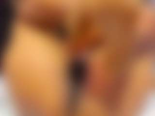 Live cam show with sara-tompsonn - Hairy Pussy on Dare Cams