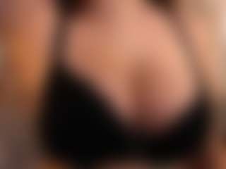 Live cam show with tracy-blair - Facial on Camsoda