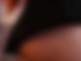 Live cam show with tracy-blair - Public Black on Big Tits