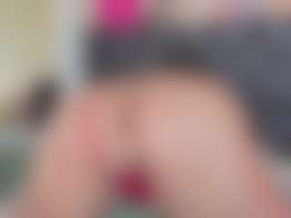 Live cam show with Franshesskaa - White on Milfs Live | colombia