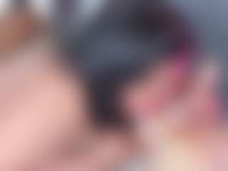 Live cam show with Franshesskaa - Striptease MILF on xplaylive.com