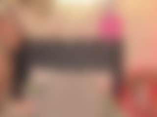 Franshesskaa MILF webcam performer live streaming