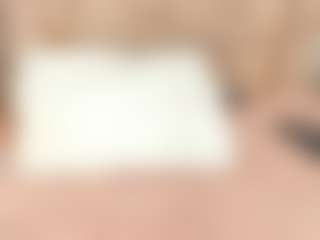 Live cam show with Lilian-Starfire - Squirt on slutload