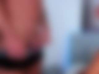MeganeAndDaniel's Live Sex Cam Show