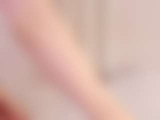MaeBrowning's Live Sex Cam Show
