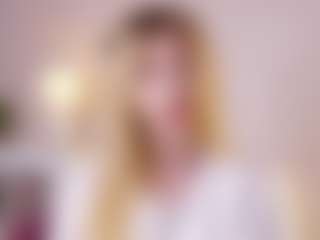 MaeBrowning's Live Sex Cam Show