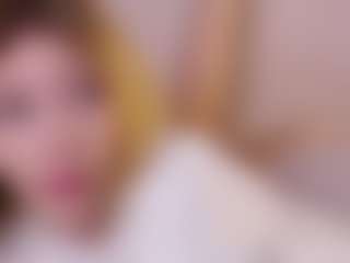 MaeBrowning's Live Sex Cam Show