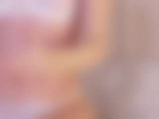 MaeBrowning's Live Sex Cam Show