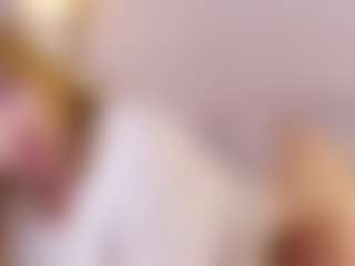 MaeBrowning's Live Sex Cam Show