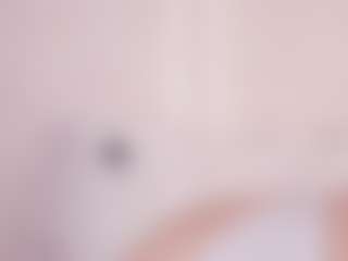 MaeBrowning's Live Sex Cam Show