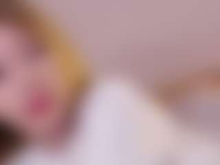 MaeBrowning's Live Sex Cam Show
