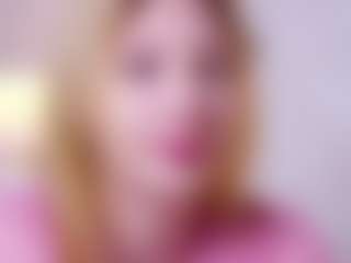 MaeBrowning's Live Sex Cam Show